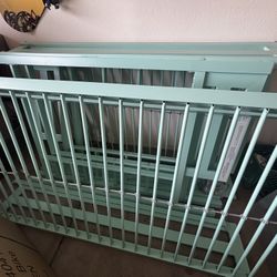 Twin Loft Bed – Teal – Space Saver – Excellent Condition