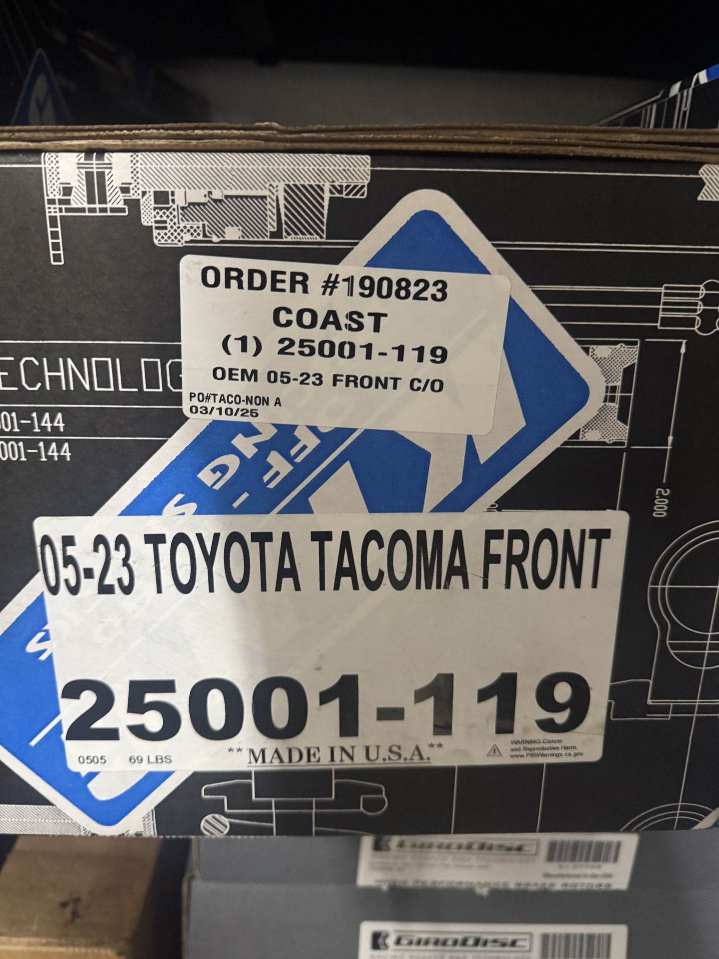 King Shocks Without Adjusters For 05-23 Tacoma In Stock