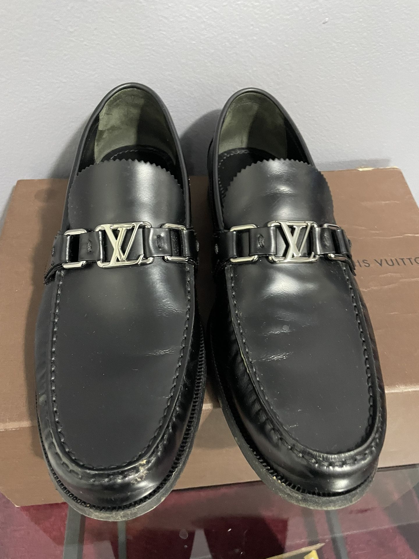 Louis Vuitton Loafers Size 7.5