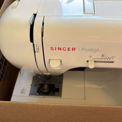 Singer Protege 2639