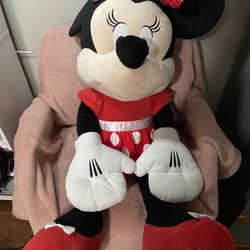 Minnie Mouse Stuff Animal 