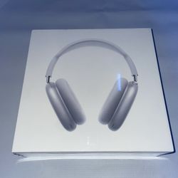 Apple AirPods Max Wireless ,Headphones,  Noise Cancelling, Transparency Mode, Personalized Spatial Audio, Dolby Atmos, Bluetooths,-silver
