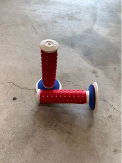 Oakley B-1B grips