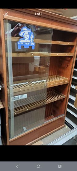 Cabinet Humidor