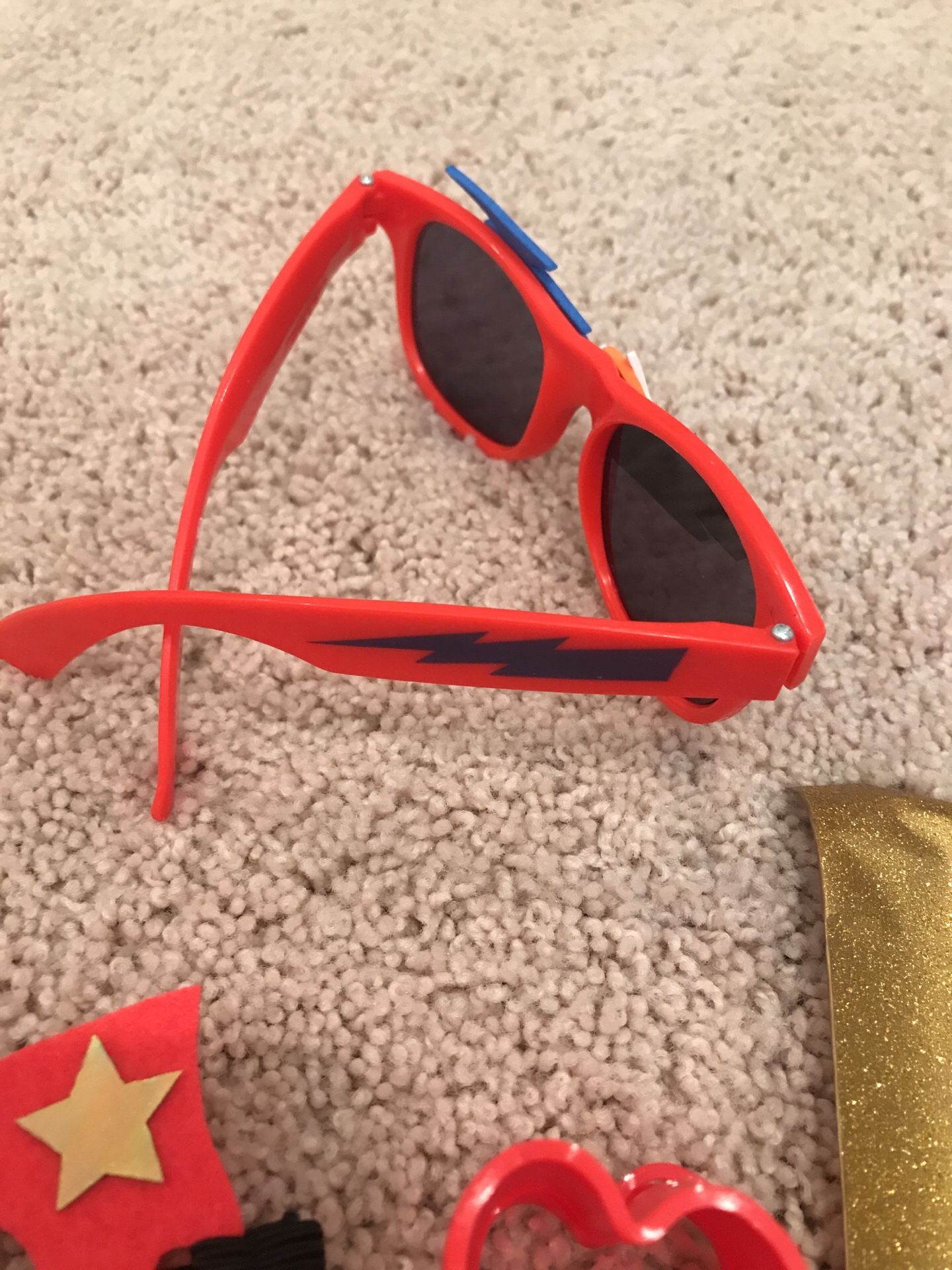 Superhero misc items