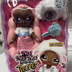 Na Na  Na Surprise Teens 