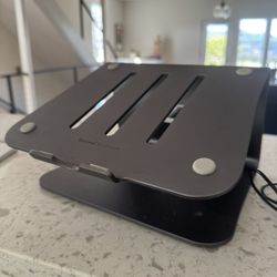 Metal Laptop Stand For 11-16in Computer Screens 