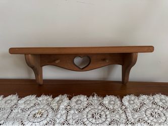 Vintage 80s/90s Country Pine Heart Cutout Shelf with Pegs - 16"