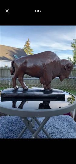 The classic brown buffalo statue