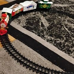 Echo Battery Powered Train Set 