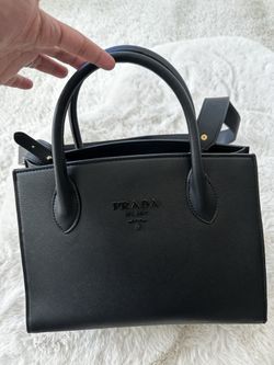 Preloved PRADA bag