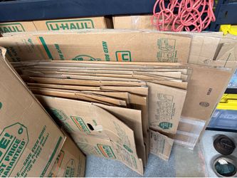14 uhaul boxes in good shape