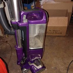 Shark Vacuum Cleaner 