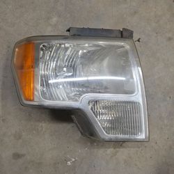 2009 to 2014 Ford F150 Passenger Headlight