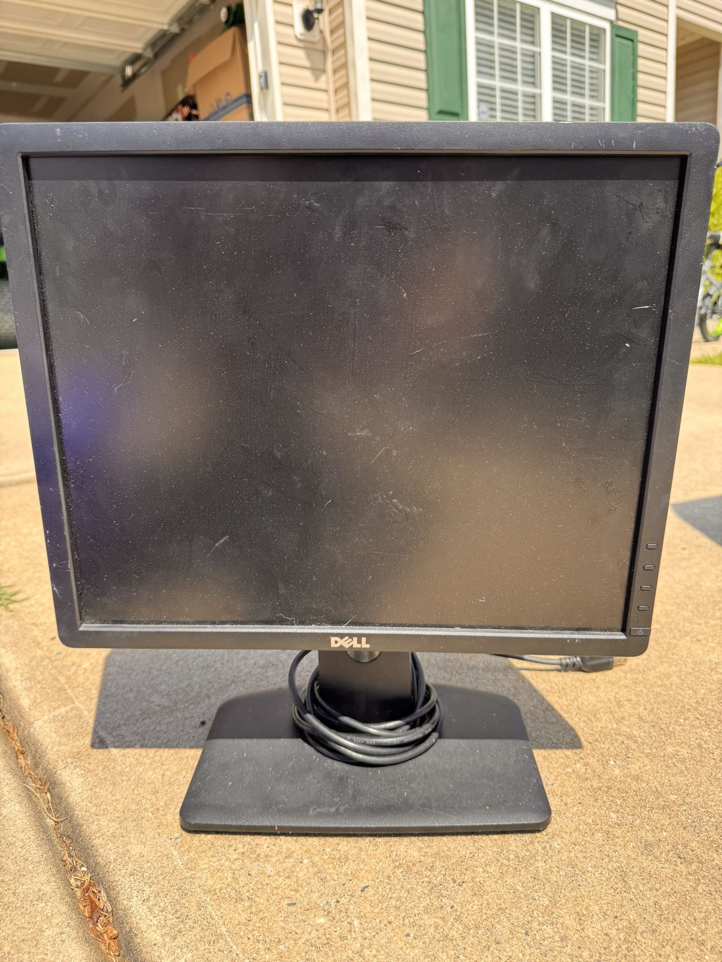 Dell VGA Monitor FREE