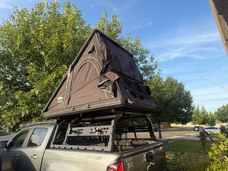 Rooftop tent