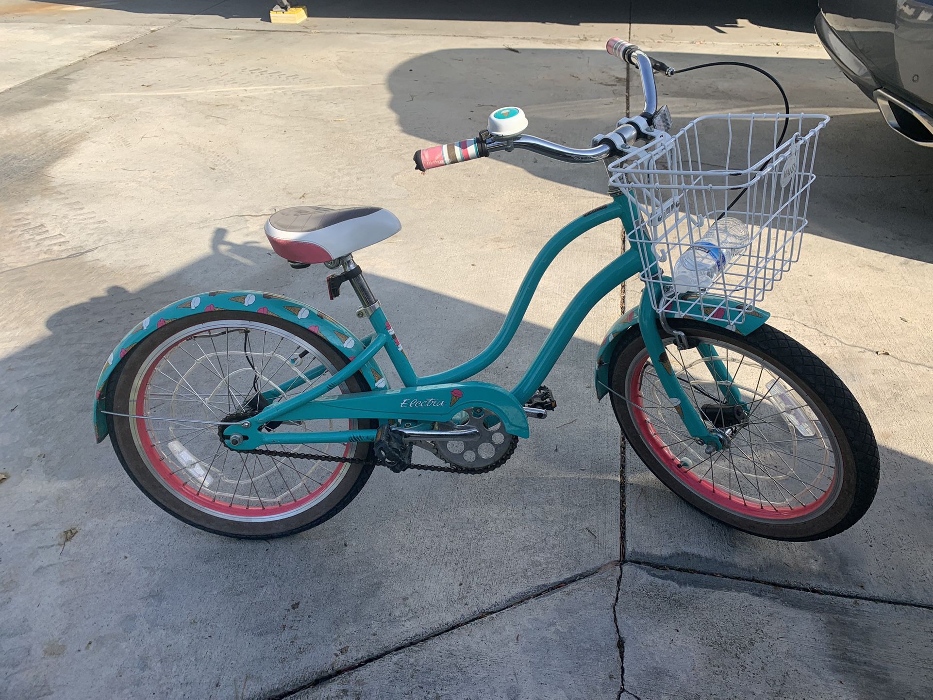 Girls Electra 20” Bike (Teal Ice Cream Design )