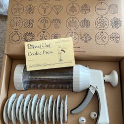 The Pampered Chef  Cookie Press