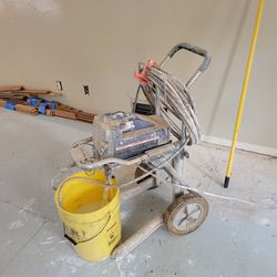 Graco airless w/ tips and gun