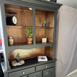 Hutch Cabinet