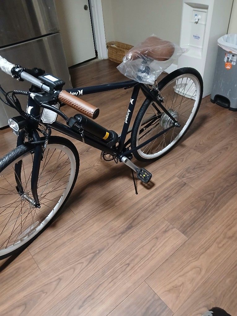 HURLEY AMPED EBIKE