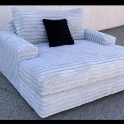 Brand New Comfy Super Plush Corduroy Sectional Sofa Chaise 