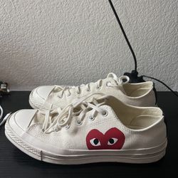 CDG CONVERSE SIZE 8