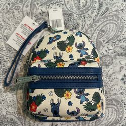 BNWT DisneyParks Loungefly Stitch Wristlet