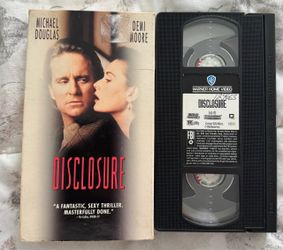 Disclosure, VHS 1995 Demi Moore and Michael Douglas
