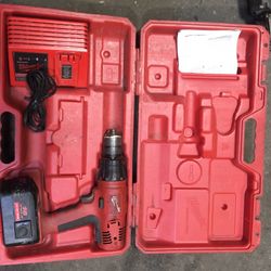 Milwaukee 3/8 drill