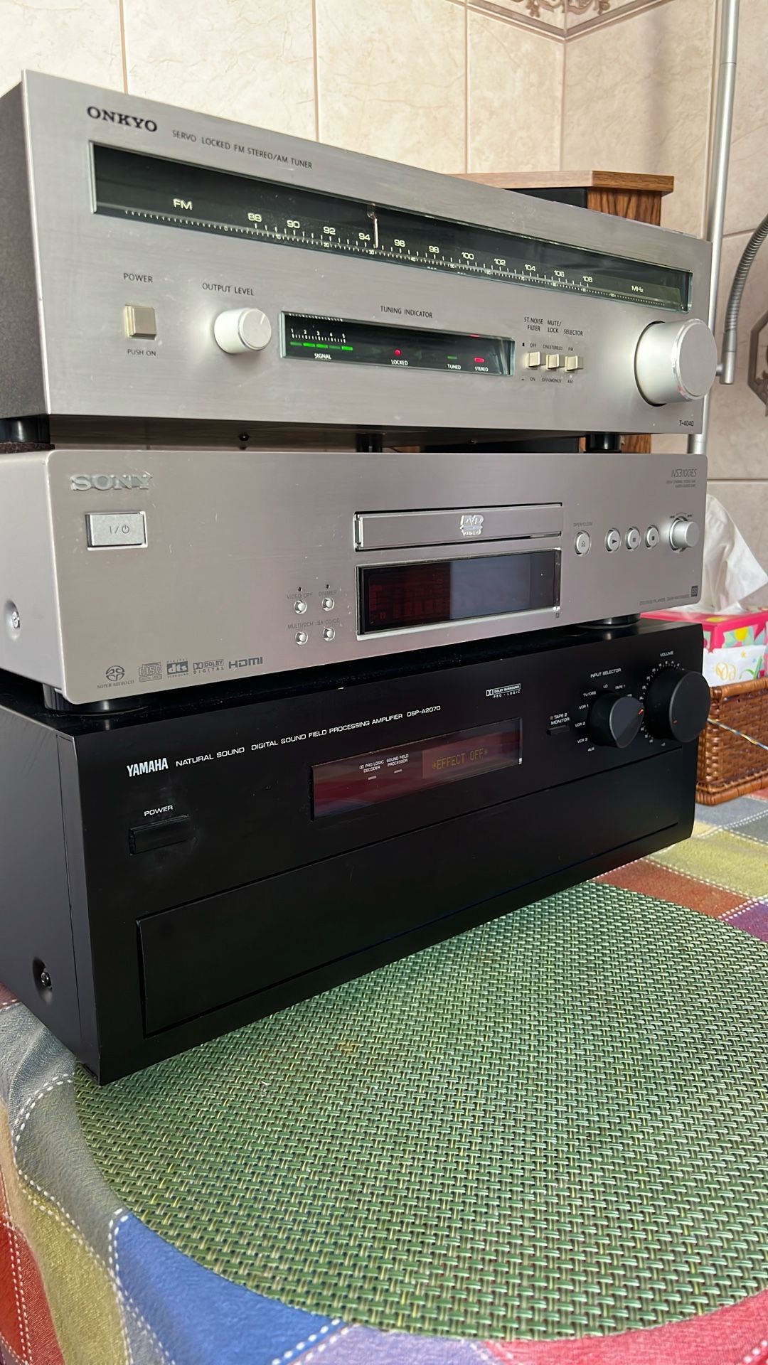 Sony CD And DVD Player NS3100ES