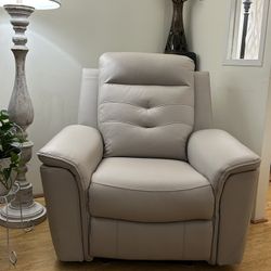 Power recliner