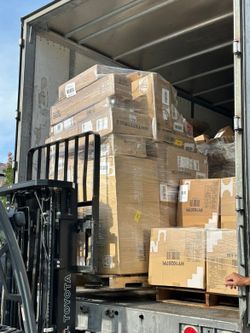Costway pallets