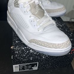 Jordan 4’s