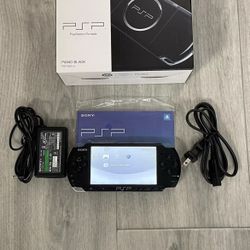 Sony PSP 3000 Complete in box and Charger, very good condition
