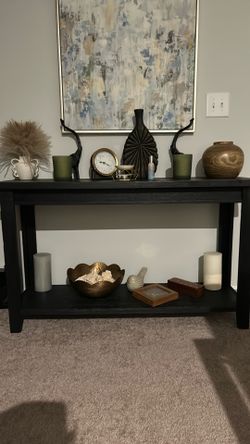 Hall table
