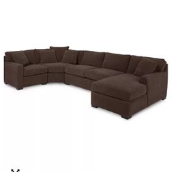 Brown Sectional Couches 