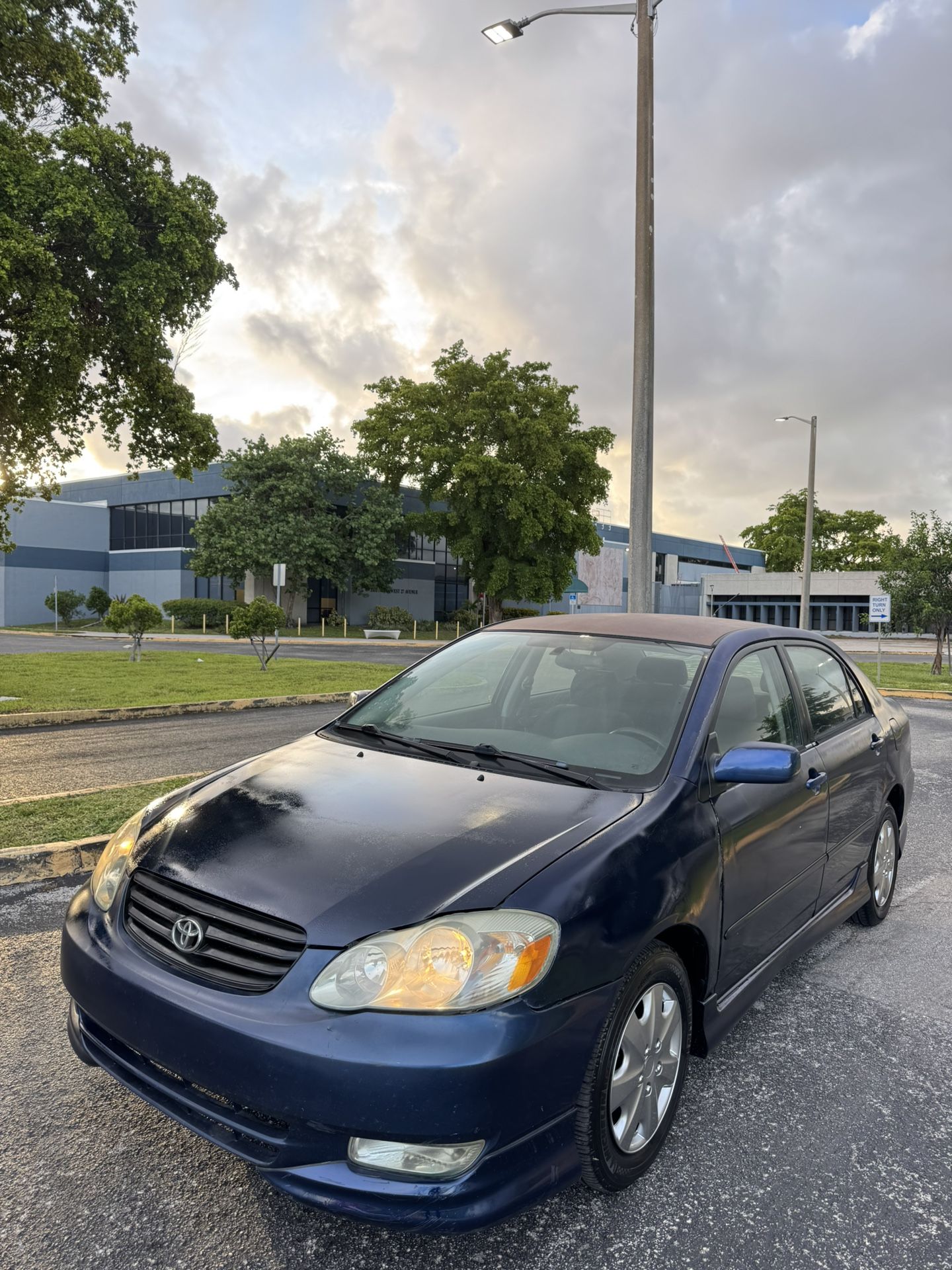2003 Toyota Corolla