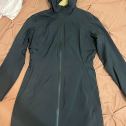 Lululemon Rain Jacket Size 2