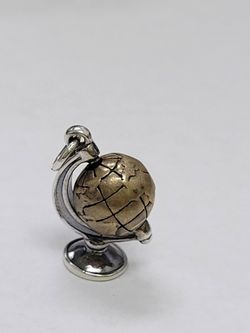 Retired James Avery “ You Mean the World to Me” Globe Sterling Silver Charm