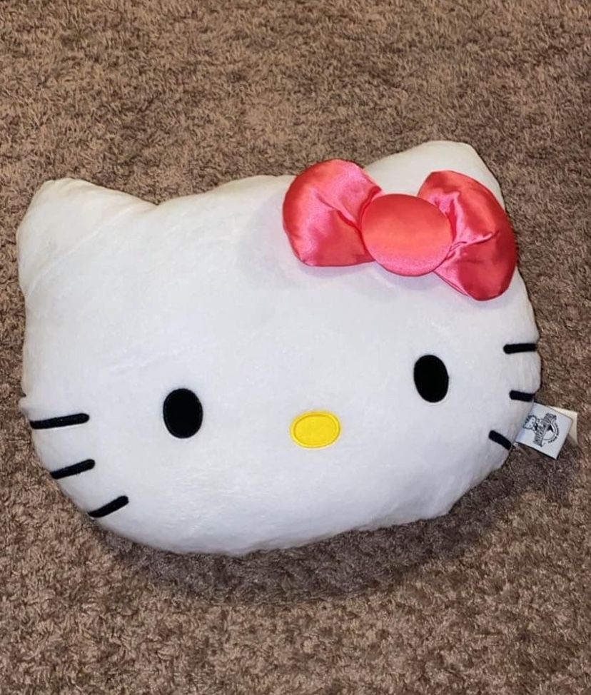 Hello Kitty pillow Universal Studios