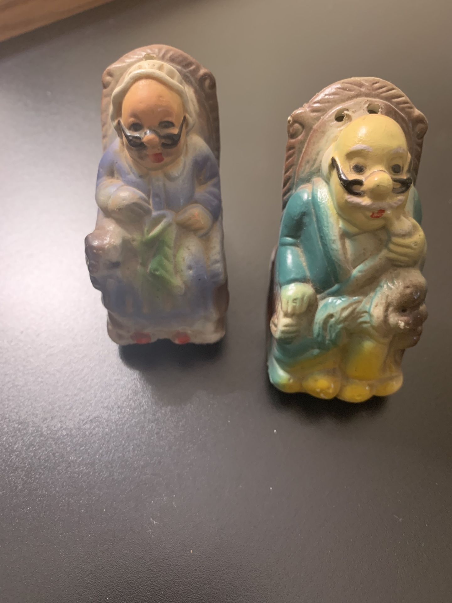 Vintage Senior Couple in Rocking Chairs Salt & Pepper Shakers