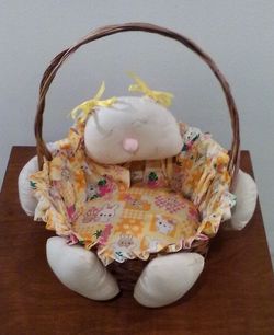 Beautiful, Lovely Handcrafted Basket - Clean and in Good Condition. OverallSize: 14" Round, 14" Tall; Basket Size: 11"Round, 5" Tall