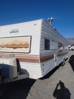 RV Travel Trailer 1989 Fleetwood Yukon