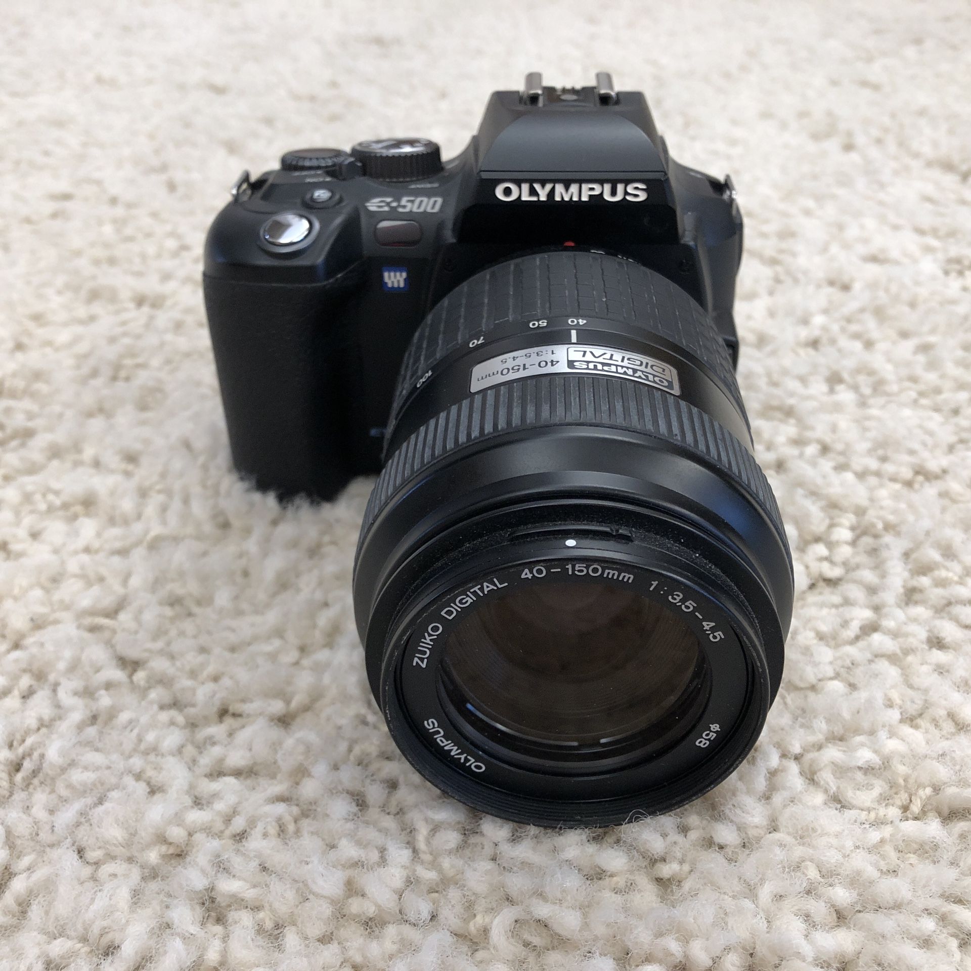 Olympus E500 8MP Digital SLR w/14-45mm and 40-150mm lens