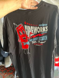 Men vans t shirt brand new