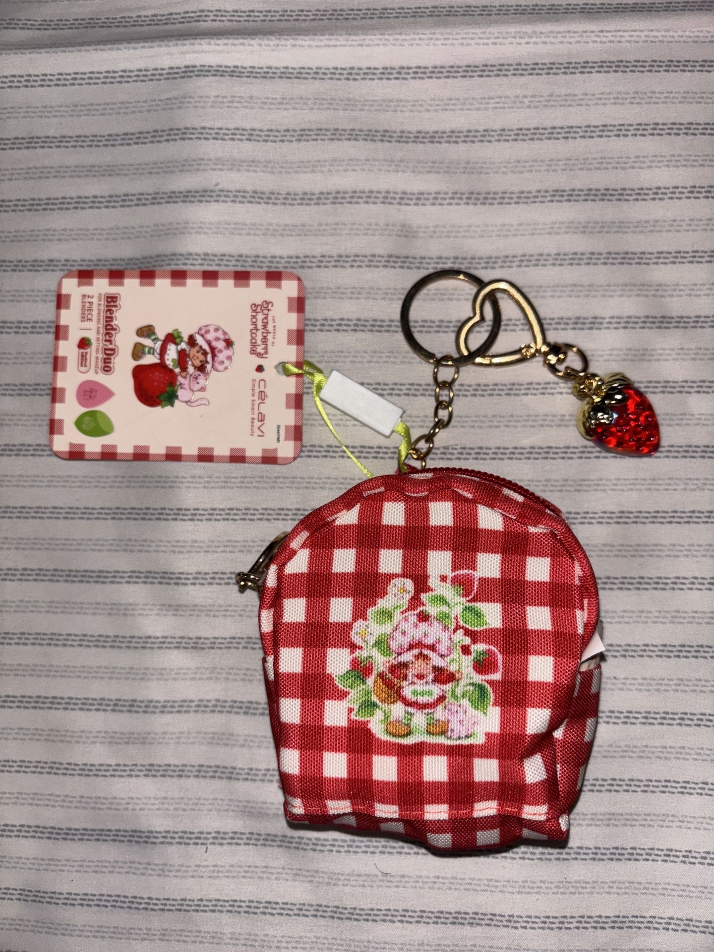Strawberry Shortcake Bag With Keychain And 2 Beauty Blenders