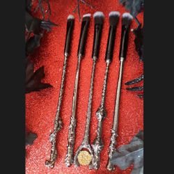 Halloween Wizard Wand Makeup Brushes, Handles Are Made Out Of Metal 