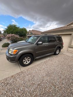 2004 Toyota Sequoia