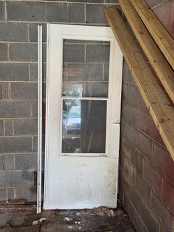STORM DOOR